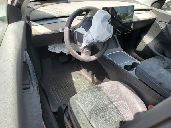 7SAYGAEE8NF378457 2022 TESLA MODEL Y - Image 8