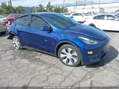 7SAYGAEE8NF378927 2022 TESLA MODEL Y