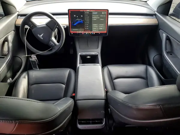 7SAYGAEE8NF379978 2022 TESLA MODEL Y - Image 8