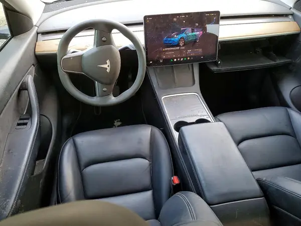 7SAYGAEE8NF383562 2022 TESLA MODEL Y - Image 8