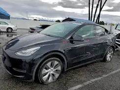 7SAYGAEE8NF389698 2022 TESLA MODEL Y