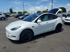7SAYGAEE8NF390270 2022 TESLA MODEL Y