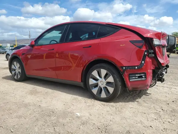 7SAYGAEE8NF415443 2022 TESLA MODEL Y - Image 2