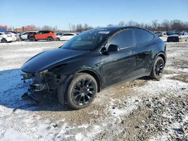 7SAYGAEE8NF420531 2022 TESLA MODEL Y - Image 1