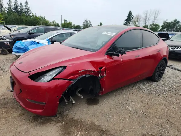 7SAYGAEE8NF485492 2022 TESLA MODEL Y - Image 1