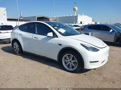 7SAYGAEE8NF523903 2022 TESLA MODEL Y