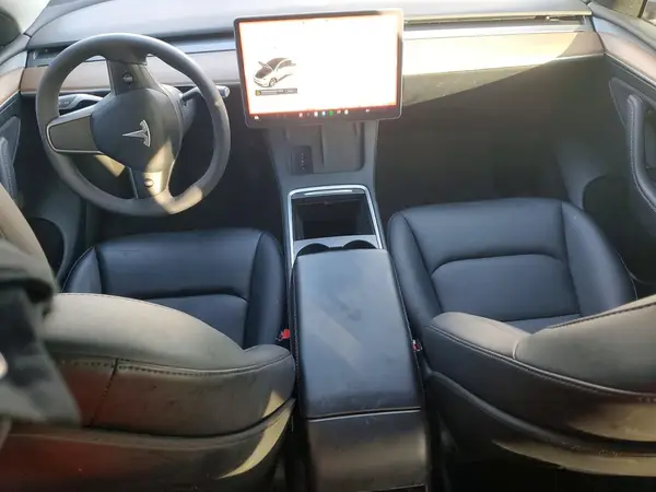 7SAYGAEE8PF610994 2023 TESLA MODEL Y - Image 8