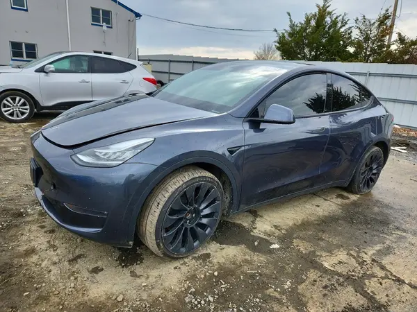 7SAYGAEE8PF616469 2023 TESLA MODEL Y - Image 1
