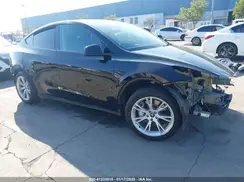 7SAYGAEE8PF633854 2023 TESLA MODEL Y