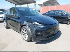 7SAYGAEE8PF637435 2023 TESLA MODEL Y