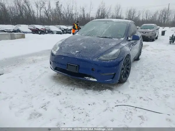 7SAYGAEE8PF641047 2023 TESLA MODEL Y - Image 2