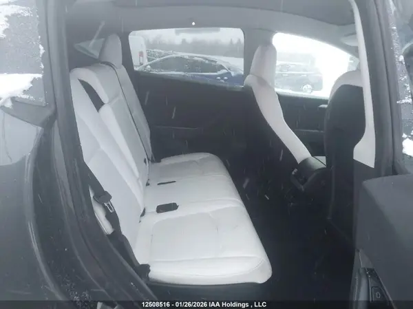 7SAYGAEE8PF645437 2023 TESLA MODEL Y - Image 8