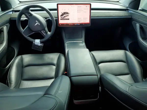 7SAYGAEE8PF669737 2023 TESLA MODEL Y - Image 8