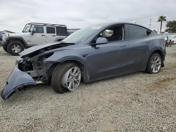 7SAYGAEE8PF673691 2023 TESLA MODEL Y - Image 1