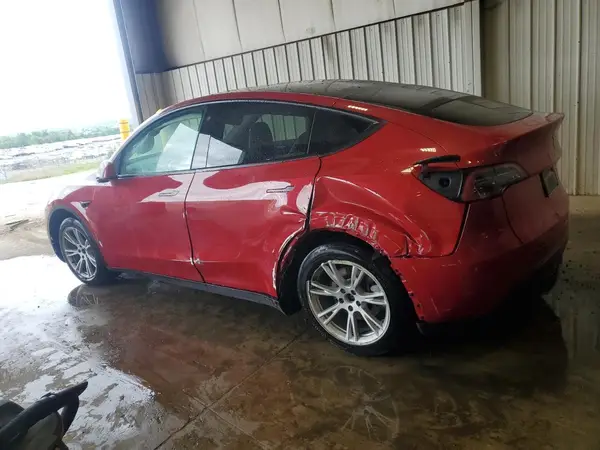 7SAYGAEE8PF701618 2023 TESLA MODEL Y - Image 2