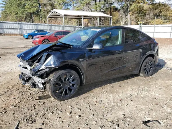 7SAYGAEE8PF705801 2023 TESLA MODEL Y - Image 1