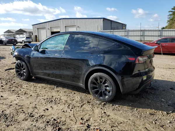 7SAYGAEE8PF705801 2023 TESLA MODEL Y - Image 2