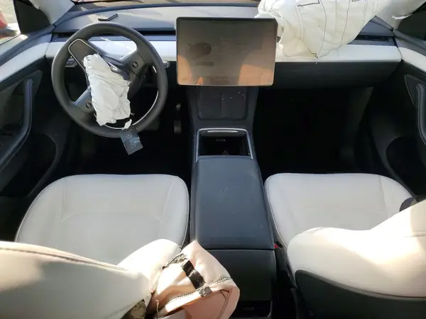 7SAYGAEE8PF738426 2023 TESLA MODEL Y - Image 8