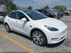 7SAYGAEE8PF738457 2023 TESLA MODEL Y