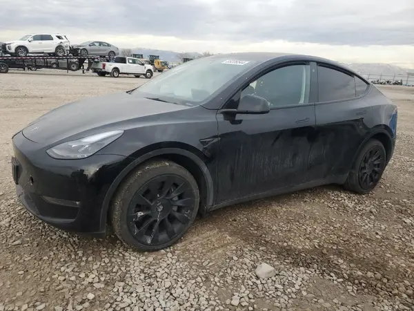 7SAYGAEE8PF772964 2023 TESLA MODEL Y - Image 1