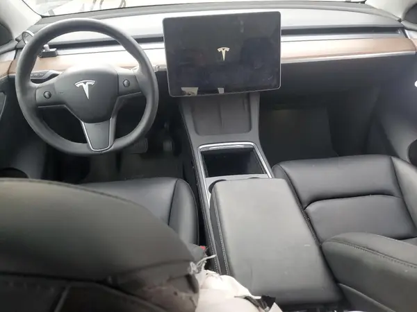 7SAYGAEE8PF772964 2023 TESLA MODEL Y - Image 8