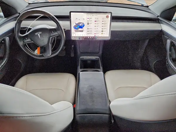 7SAYGAEE8PF797816 2023 TESLA MODEL Y - Image 8
