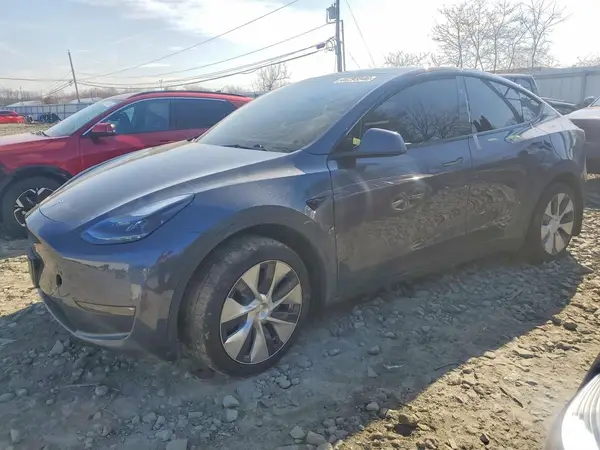 7SAYGAEE8PF809608 2023 TESLA MODEL Y - Image 1