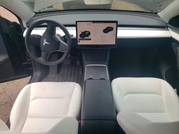 7SAYGAEE8PF834153 2023 TESLA MODEL Y - Image 8