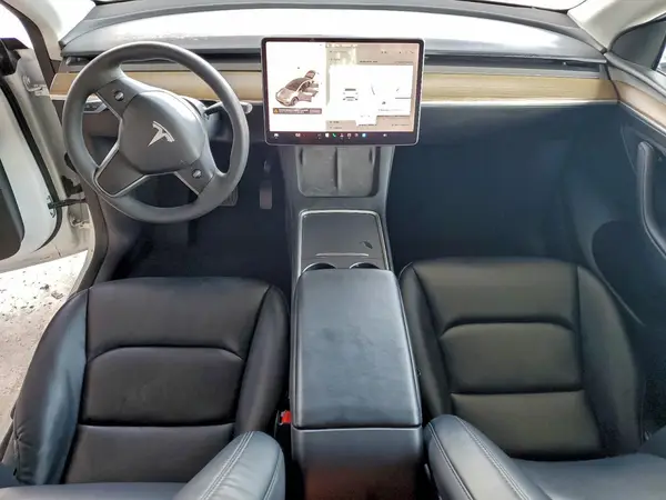 7SAYGAEE8PF835383 2023 TESLA MODEL Y - Image 8
