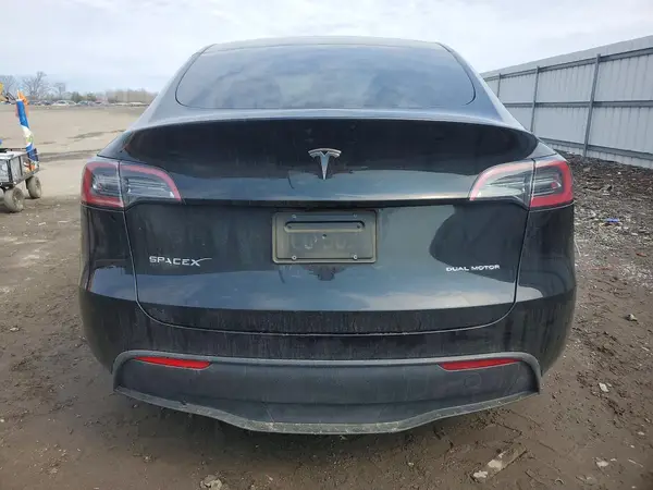2023 TESLA MODEL Y auction photo 6