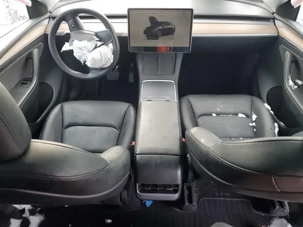 7SAYGAEE8PF895261 2023 TESLA MODEL Y - Image 8