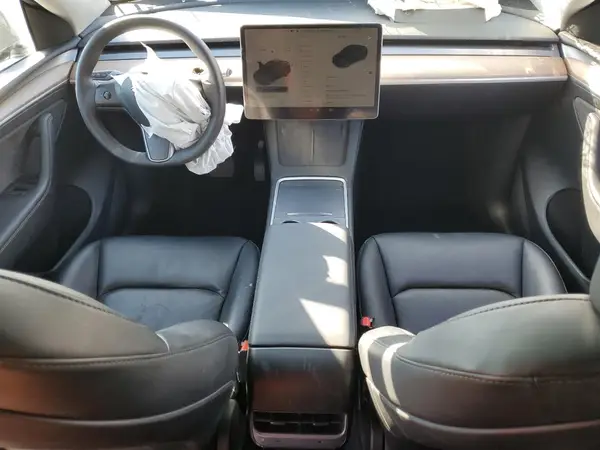 7SAYGAEE8PF920742 2023 TESLA MODEL Y - Image 8