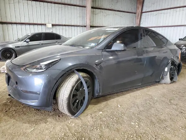 7SAYGAEE8PF926105 2023 TESLA MODEL Y - Image 1