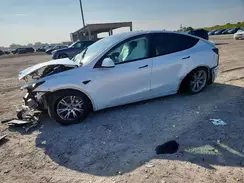 7SAYGAEE8PF933944 2023 TESLA MODEL Y