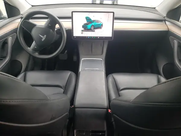 7SAYGAEE8PF970993 2023 TESLA MODEL Y - Image 8