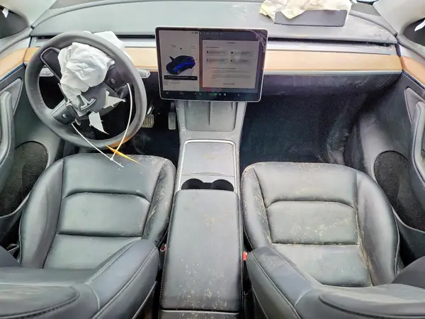 7SAYGAEE8RF009667 2024 TESLA MODEL Y - Image 8