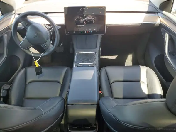 7SAYGAEE8RF027960 2024 TESLA MODEL Y - Image 8