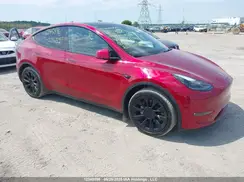 7SAYGAEE8RF029532 2024 TESLA MODEL Y