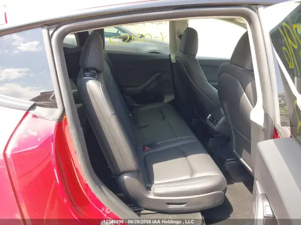 7SAYGAEE8RF029532 2024 TESLA MODEL Y - Image 8