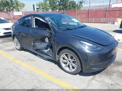 7SAYGAEE8RF034696 2024 TESLA MODEL Y