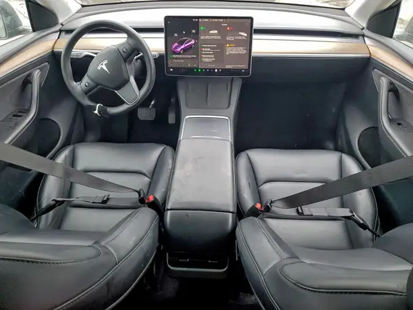 7SAYGAEE8RF049635 2024 TESLA MODEL Y - Image 8