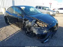 7SAYGAEE8RF081064 2024 TESLA MODEL Y