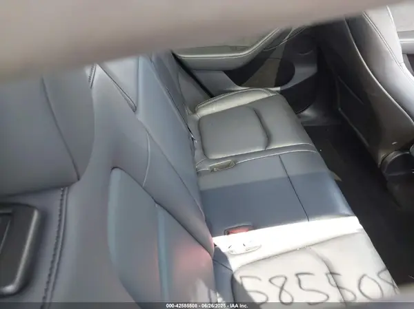 7SAYGAEE8RF085941 2024 TESLA MODEL Y - Image 8