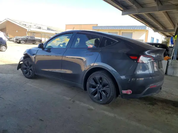7SAYGAEE8RF100115 2024 TESLA MODEL Y - Image 2