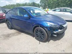 7SAYGAEE8RF109560 2024 TESLA MODEL Y