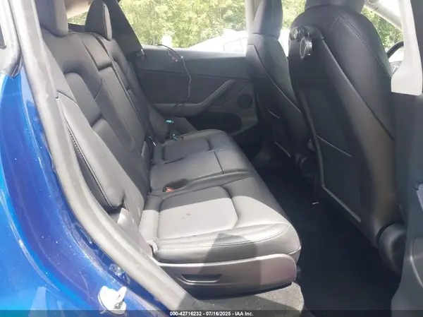 7SAYGAEE8RF109560 2024 TESLA MODEL Y - Image 8