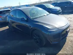7SAYGAEE8RF111809 2024 TESLA MODEL Y