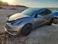 7SAYGAEE8RF129047 2024 TESLA MODEL Y