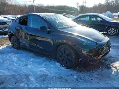 7SAYGAEE8RF153025 2024 TESLA MODEL Y