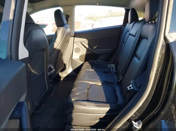 7SAYGAEE8RF153025 2024 TESLA MODEL Y - Image 8
